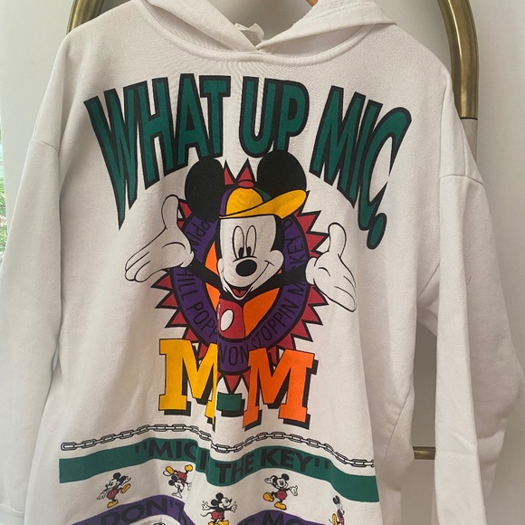 Disney Tops - Vintage Unisex Mickey by Jerry Leigh Disney White "what Up Mic" Hoodie One Size